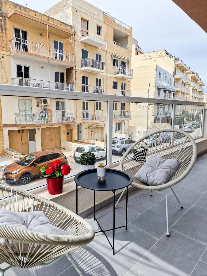 Barbara Properties - Luxury Qawra Stay خليج سانت بول المظهر الخارجي الصورة
